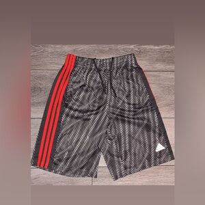 Adidas Boys Size Large 14/16 Athletic Basketball Shorts Gray W Stripes EUC